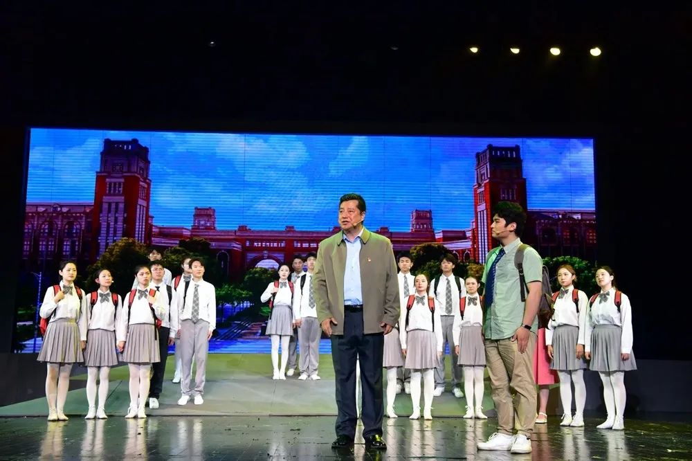 e63db654aff24d25bed5894d7adbb36d.jpg e63db654aff24d25bed5894d7adbb36d.jpg