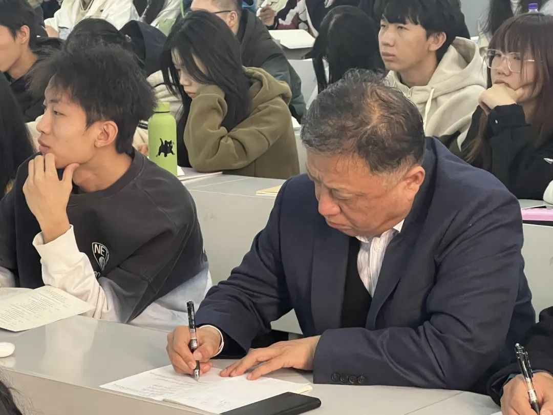 ee5bff861ed5415b9ae821bcaca45e8f.jpg ee5bff861ed5415b9ae821bcaca45e8f.jpg