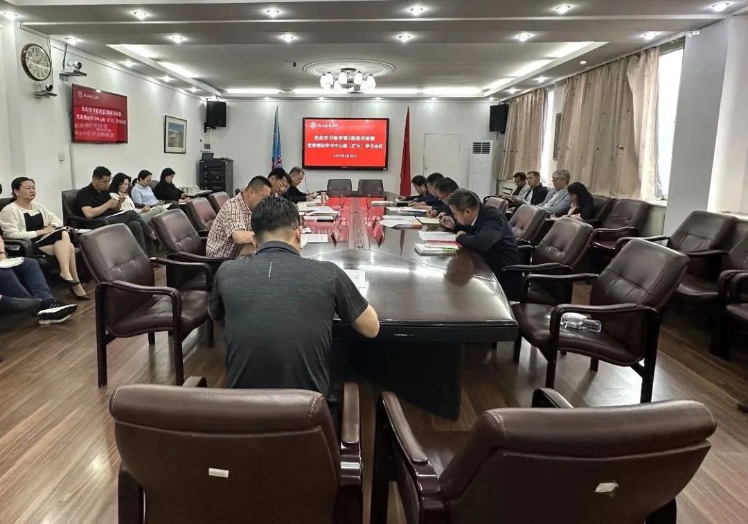 71aa069f7c6c467492470f7d7f192d8e.jpg 71aa069f7c6c467492470f7d7f192d8e.jpg