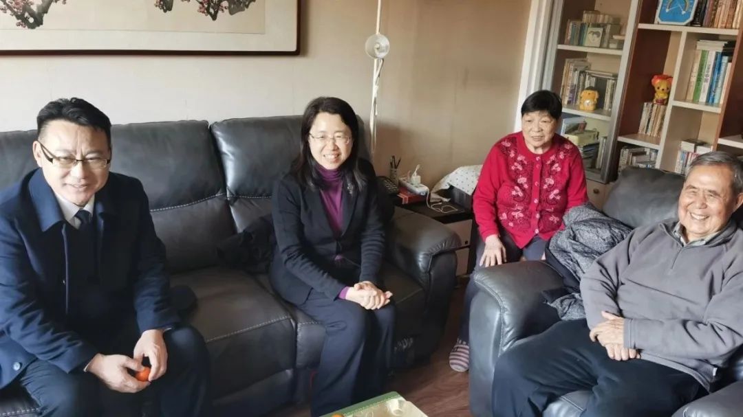 695f7aa5713d4b79ac1e1437da7b2bbe.jpg 695f7aa5713d4b79ac1e1437da7b2bbe.jpg