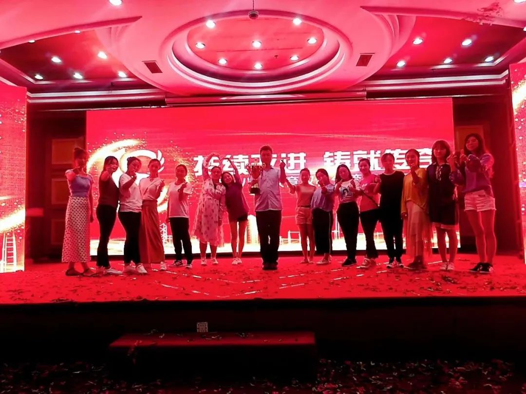 35c27216c9e34e50bfb96a915c90e94b.jpg 35c27216c9e34e50bfb96a915c90e94b.jpg