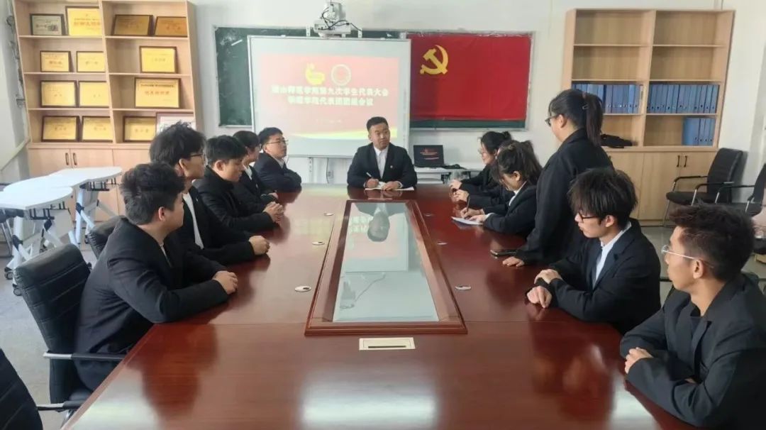 d003fb9a25c74775bcd326a466cd5573.jpg d003fb9a25c74775bcd326a466cd5573.jpg