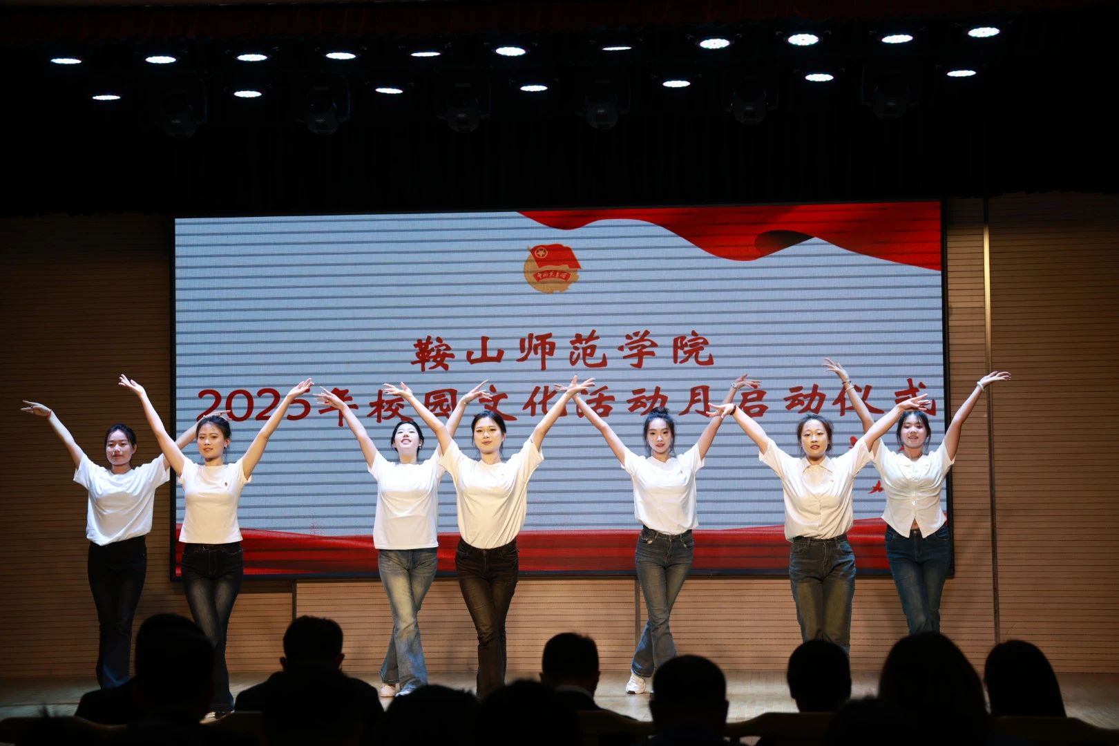 51928cb6c1ca4189ac87d6e93fabddbd.jpg 51928cb6c1ca4189ac87d6e93fabddbd.jpg