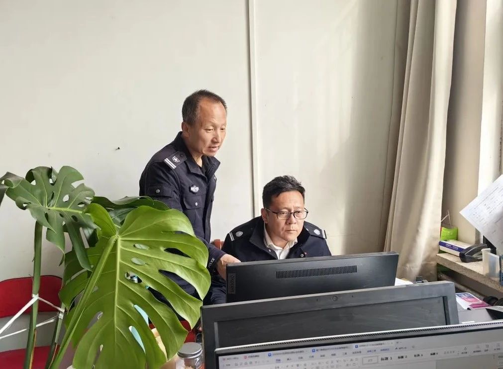 96386edd3cb646bd84690faf4c7cdf20.jpg 96386edd3cb646bd84690faf4c7cdf20.jpg