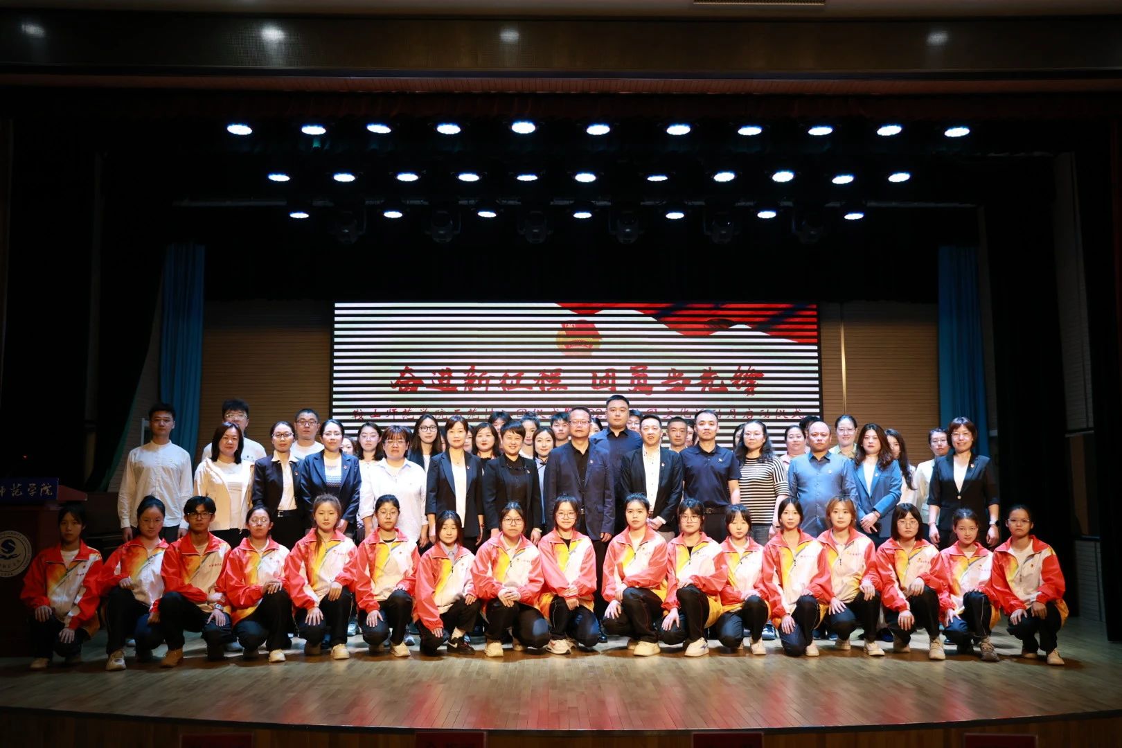 af9e5c55d48a47bc9fabf318f2d6e615.jpg af9e5c55d48a47bc9fabf318f2d6e615.jpg